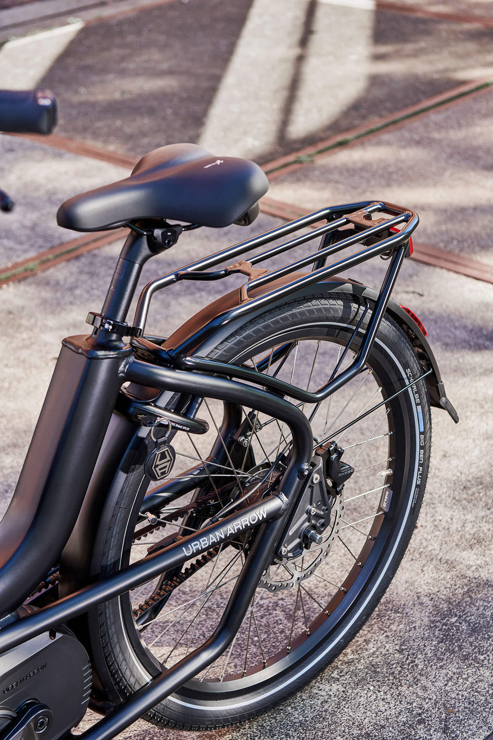 Urban Arrow Bagagedrager Essential – Zwart – Aanbieding €105